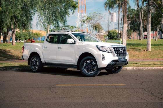 NISSAN FRONTIER 2.3 16V TURBO DIESEL PLATINUM CD 4X4 AUTOMÁTICO NISSAN FRONTIER 2.3 16V TURBO DIESEL PLATINUM CD 4X4 AUTOMÁTICO